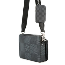 将图像加载到图库查看器中，LOUIS VUITTON Trio Messenger NoirN50017 Damier Graphite 3D
