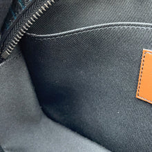 将图像加载到图库查看器中，LOUIS VUITTON Volga on Strap NoirM69688 Monogram Eclipse
