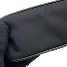 将图像加载到图库查看器中，PRADA Re-Edition 2005 Re-Nylon Shoulder Bag Black1BH204 Nylon
