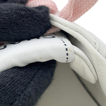 Load image into Gallery viewer, CHANEL CC Logo Sneakers White/PinkG39978 Leather Size 35
