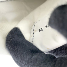 Load image into Gallery viewer, CHANEL CC Logo Sneakers White/PinkG39978 Leather Size 35
