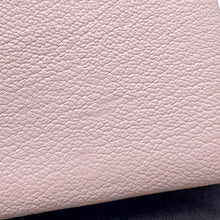将图像加载到图库查看器中，HERMES Calvi Duo Rose Darling Chevre Myzore Goatskin
