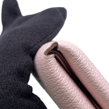 Load image into Gallery viewer, HERMES Calvi Duo Rose Darling Chevre Myzore Goatskin
