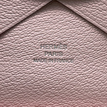 将图像加载到图库查看器中，HERMES Calvi Duo Rose Darling Chevre Myzore Goatskin
