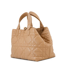 将图像加载到图库查看器中，Dior TouJules Macrocannage Handbag TanM2821OSHJ Calf Leather Size Medium

