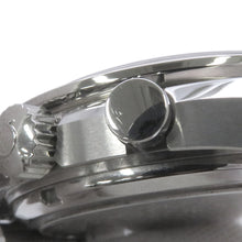将图像加载到图库查看器中，OMEGA Speedmaster Chronoscope W43mm Stainless Steel Silver Dial329.30.43.51.02.001
