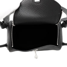 将图像加载到图库查看器中，HERMES Lindy Black Taurillon Clemence Size Mini
