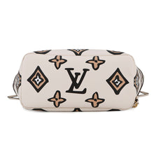 将图像加载到图库查看器中，LOUIS VUITTON Neverfull claimM45819 Monogram Wild at Heart Size MM
