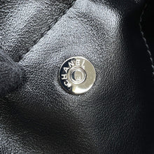 Load image into Gallery viewer, CHANEL CHANEL22 Handbag BlackAS3261 Shiny Calf Leather Size Small
