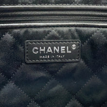 Load image into Gallery viewer, CHANEL CHANEL22 Handbag BlackAS3261 Shiny Calf Leather Size Small

