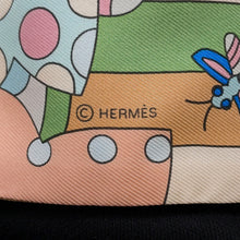 将图像加载到图库查看器中，HERMES Twilly LES MURMURES DE LA FORET Whispers of the Forest BeigeRose/Rose/Blue Silk100%
