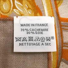 将图像加载到图库查看器中，HERMES Giant Square Brides de Gala Applique Pique Size 140 Jaune/Beige/Natural Cashmere70% Silk30%
