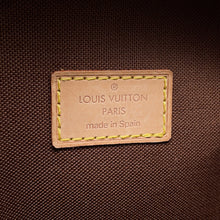 将图像加载到图库查看器中，LOUIS VUITTON Pochette Gange BrownM51870 Monogram
