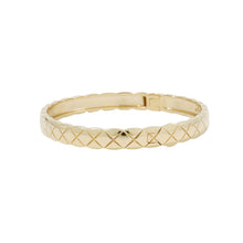 Load image into Gallery viewer, CHANEL Coco Crush Collection Bracelet Size LJ13221 18K Yellow Gold
