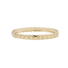 Load image into Gallery viewer, CHANEL Coco Crush Collection Bracelet Size LJ13221 18K Yellow Gold
