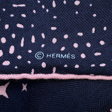 Load image into Gallery viewer, HERMES Giant Square Clair de lune Size 140 Marine/Vue Rose Cashmere70% Silk30%
