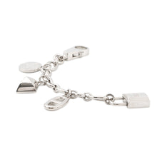 将图像加载到图库查看器中，HERMES Amulette4 Olga Bag Charm Metal
