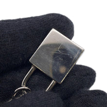 将图像加载到图库查看器中，HERMES Amulette4 Olga Bag Charm Metal
