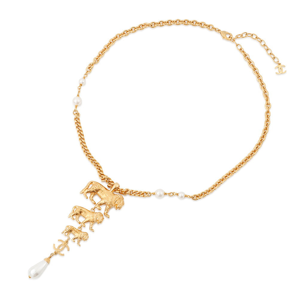 CHANEL Lion Necklace Gold Metal Faux Pearl