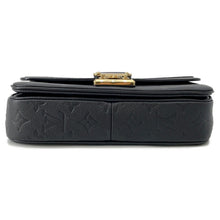 将图像加载到图库查看器中，LOUIS VUITTON Marceau NoirM46200 Monogram Empreinte Leather
