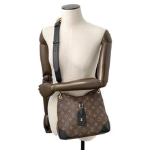 将图像加载到图库查看器中，LOUIS VUITTON Odeon NM NoirM45353 Monogram Size PM
