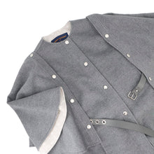 Load image into Gallery viewer, LOUIS VUITTON Double-faced Cape Sleeve Coat Size 38 Gray1AFSHX Wool 99% Silk1%
