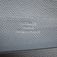 将图像加载到图库查看器中，HERMES Bean compact Green Pantan Veau Madame
