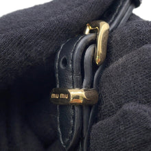 将图像加载到图库查看器中，MIUMIU Shoulder wallet Black5MT024 Leather
