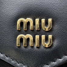 将图像加载到图库查看器中，MIUMIU Shoulder wallet Black5MT024 Leather
