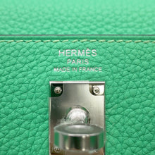 Load image into Gallery viewer, HERMES Kelly 25 inner stitch VertComic Togo Leather Size 25
