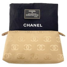 Load image into Gallery viewer, CHANEL Wild Stitch Matelasse Handbag BeigeA14692 Calf Leather
