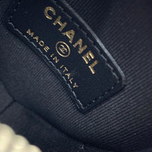 Load image into Gallery viewer, CHANEL Matelasse Mini Heart Bag Charm BlackAP4838 Lambskin
