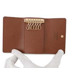 将图像加载到图库查看器中，LOUIS VUITTON Key Case Multicles 6 BrownM62630 Monogram
