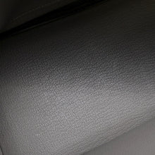 Load image into Gallery viewer, HERMES Birkin Gris Meyer Togo Leather Size 25
