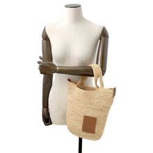 将图像加载到图库查看器中，LOEWE Slit Bag Natural/TanA685453X07 Raffia Leather Size Mini
