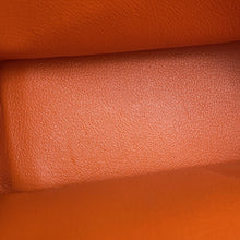 Load image into Gallery viewer, HERMES Plume Orange Epsom Size 28
