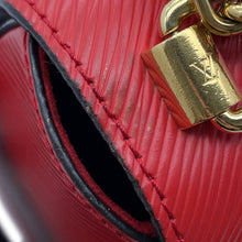 将图像加载到图库查看器中，LOUIS VUITTON Twist CoquelicotM54859 Epi Leather Size MM
