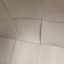 将图像加载到图库查看器中，Bottega Veneta Maxi INTRECCIATO Brique Cassette Hobo Bag White729166 Lambskin Size Small

