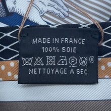 Load image into Gallery viewer, HERMES Twilly Grand Theater Nouveau Black/Etoupe/Terracotta Silk100%
