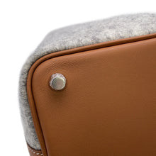 Load image into Gallery viewer, HERMES Picotin Lock Grease Pale/Gold Felt Size PM
