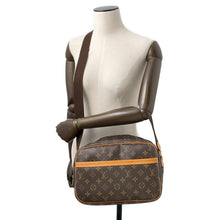 Load image into Gallery viewer, LOUIS VUITTON Reporter BeigeM45254 Monogram Size PM
