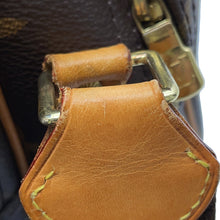 Load image into Gallery viewer, LOUIS VUITTON Reporter BeigeM45254 Monogram Size PM
