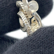 将图像加载到图库查看器中，CHANEL Earring CC Logo Metal
