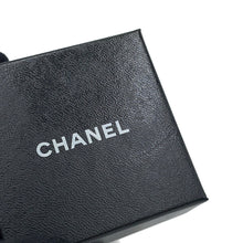 将图像加载到图库查看器中，CHANEL Earring CC Logo Metal
