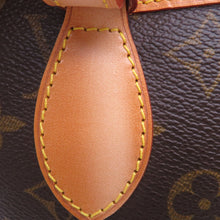 将图像加载到图库查看器中，LOUIS VUITTON Baguette SPO Red Monogram
