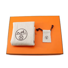 Load image into Gallery viewer, HERMES In the loop Etoupe Taurillon Clemence Swift Leather Size 18
