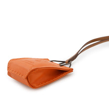 将图像加载到图库查看器中，HERMES SacOrange Bag Charm Feu/Gold Lambskin
