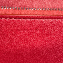Load image into Gallery viewer, CELINE Classic Box Shoulder Bag Red189173DLS Leather Size Medium
