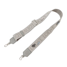 将图像加载到图库查看器中，LOEWE C604T87X27Collaboration Animal Anagram Shoulder Strap GrayC604T87X27 Jacquard Leather
