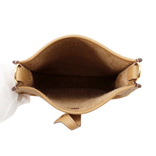 Load image into Gallery viewer, HERMES Evelyne Long Biscuit Taurillon Clemence Size TPM
